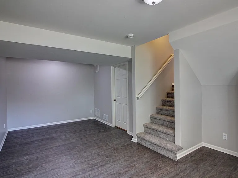 5375 S 194th St — Photo 20