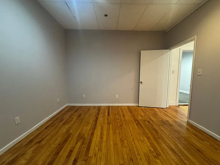 171 Genesee St — Photo 27