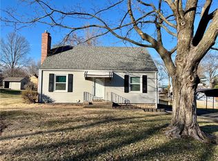 110 NE 83rd St, Kansas City, MO 64118