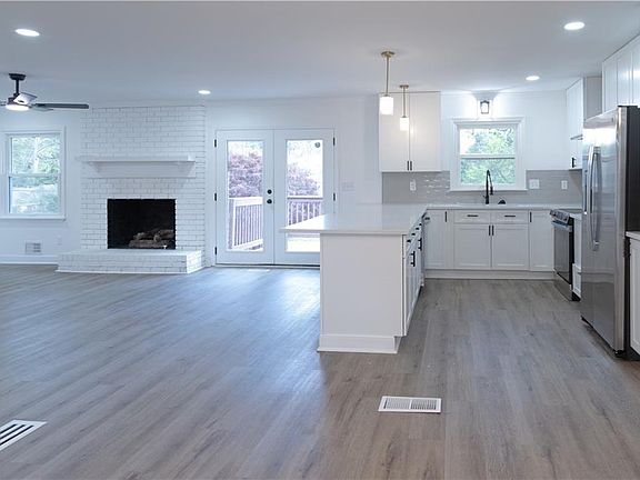 5th image of 3354 Wakefield Dr