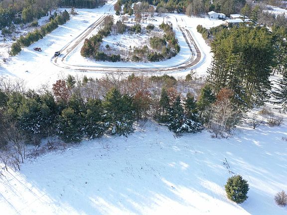 3rd image of LOT 7 Holzem Cir