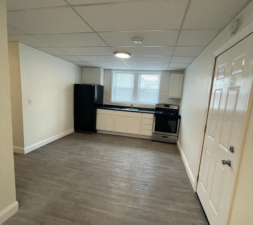 1st image of 4001 Pulaski St #11355185