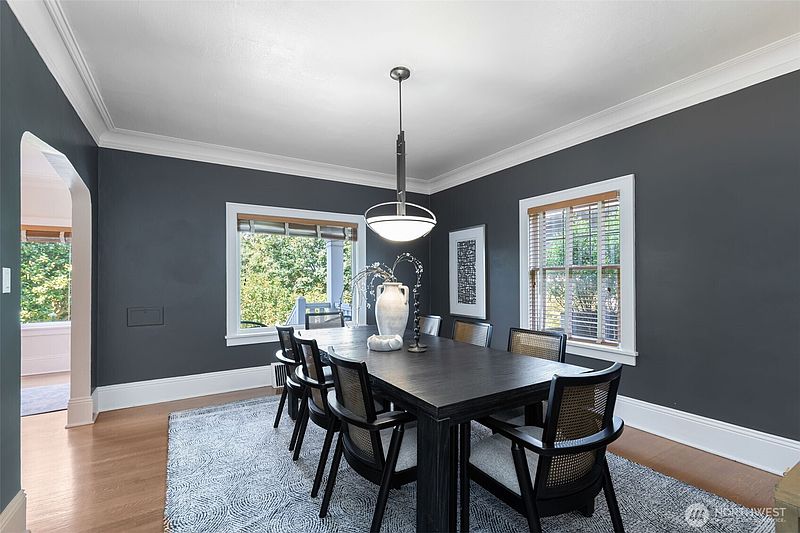 5th image of 431 Smith Street