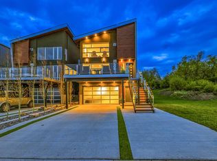 509 N 31st Ave NE, Calgary, AB T2E 6N8