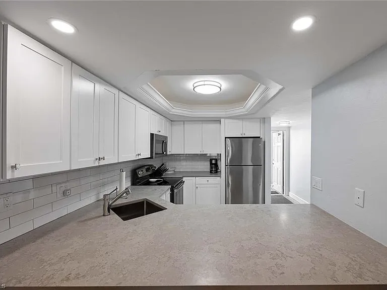 26000 Hickory Blvd #805 — Photo 14