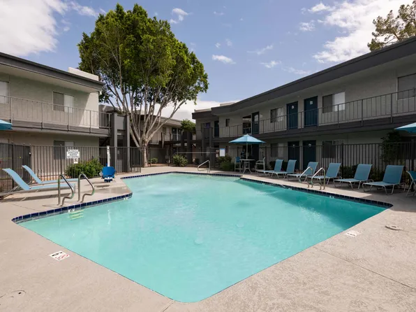 Camelback Cove Apartments