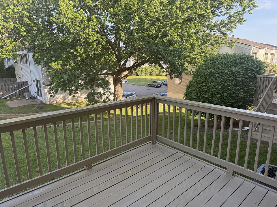 1st image of 409 Dorland Pl