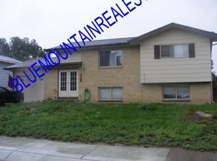 7031 Cleveland Ct, Colorado Springs, CO 80911
