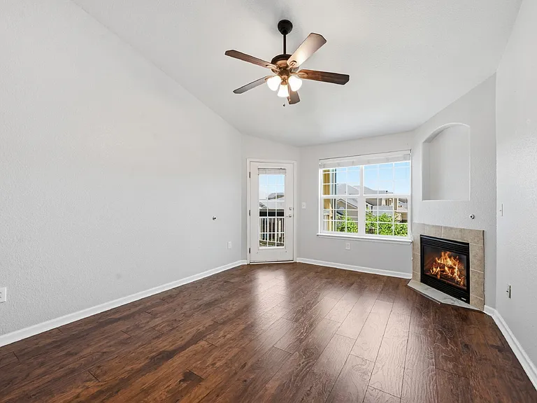 5745 N Genoa Way #13-303 — Photo 6