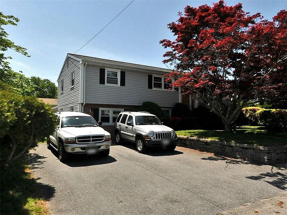 1st image of 16 Cedar Dr