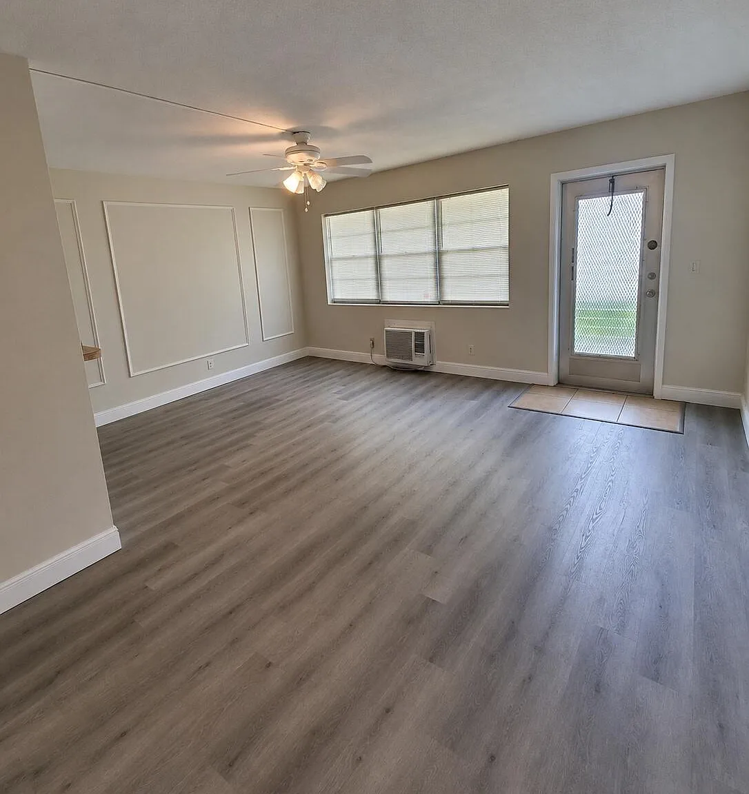 1 bed, 1.5 bath, 684 sqft, $1,600 — Photo 1
