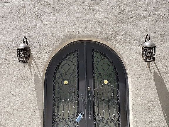 2nd image of 12808 Hughes St