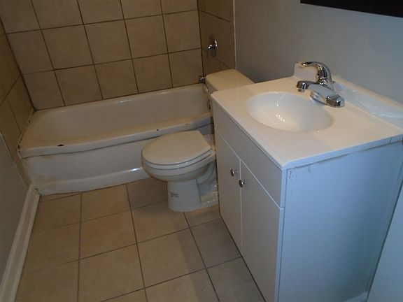 5th image of 4977 Lochinvar Dr