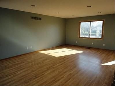 2nd image of 39577 Lakeshore Dr