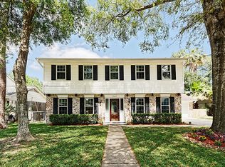 7507 Maple Tree Dr, Houston, TX 77088