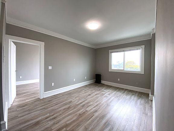 3rd image of 1441 Clay St #8