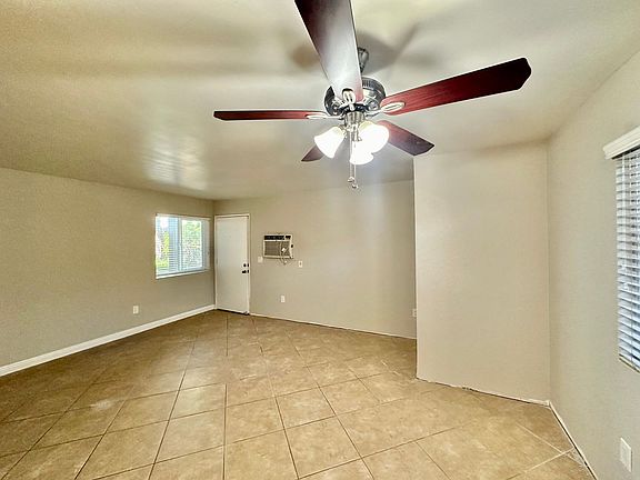3rd image of 4435 Estrella Ave APT 3