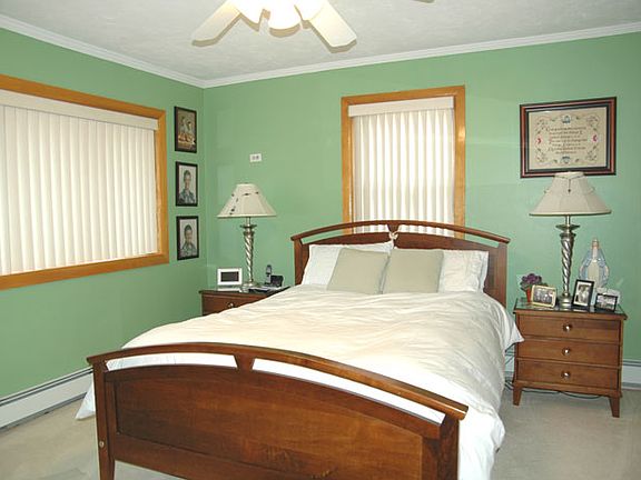 5th image of 221 Averill Blvd