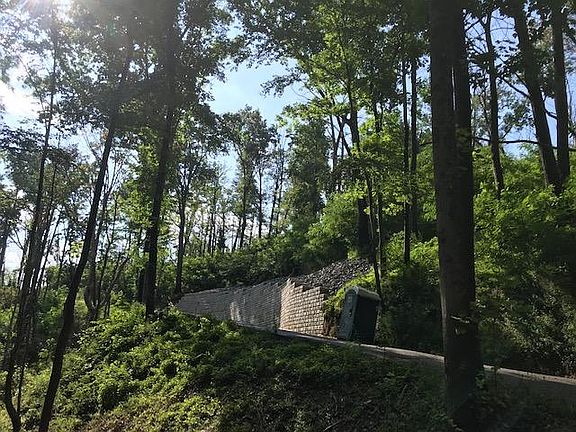 3rd image of 833 Park Dr Lot 20-A