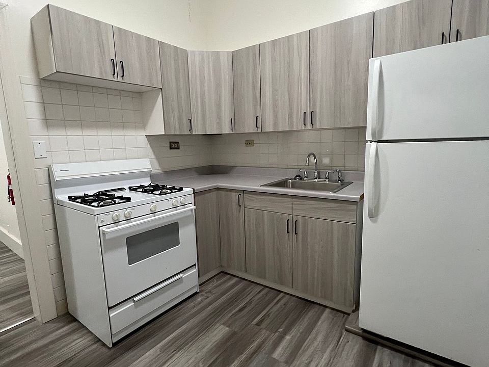 1st image of 1467 W Cuyler Ave