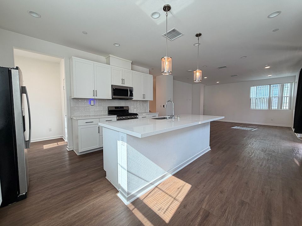 1st image of 4479 S Grant Paseo