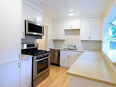 2nd image of 21477 Sunny Vista Dr