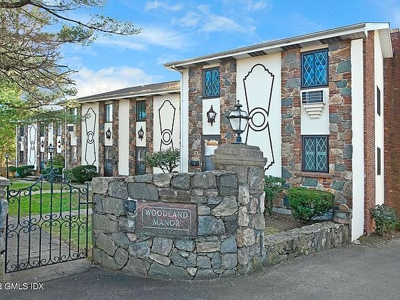 Entrance from Hope Street