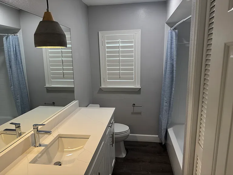 115 S Hale Ave — Photo 11