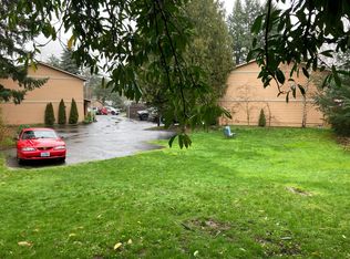 12424 SE River Rd #5, Portland, OR 97222