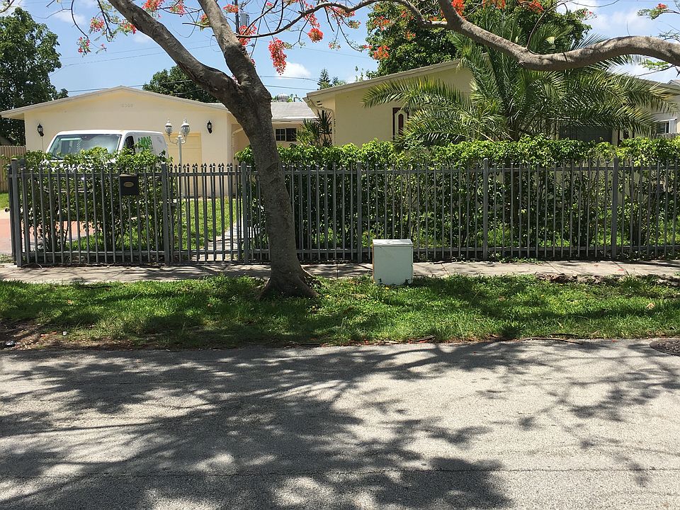 2nd image of 10500 SW 162nd Ter