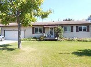 806 2nd St S, Wahpeton, ND 58075
