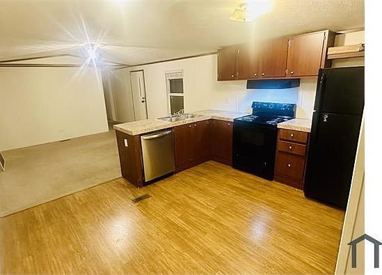 5th image of 7500 Paradise Rd #91