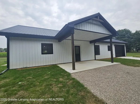 5098 Cooper Rd, Leslie, MI 49251