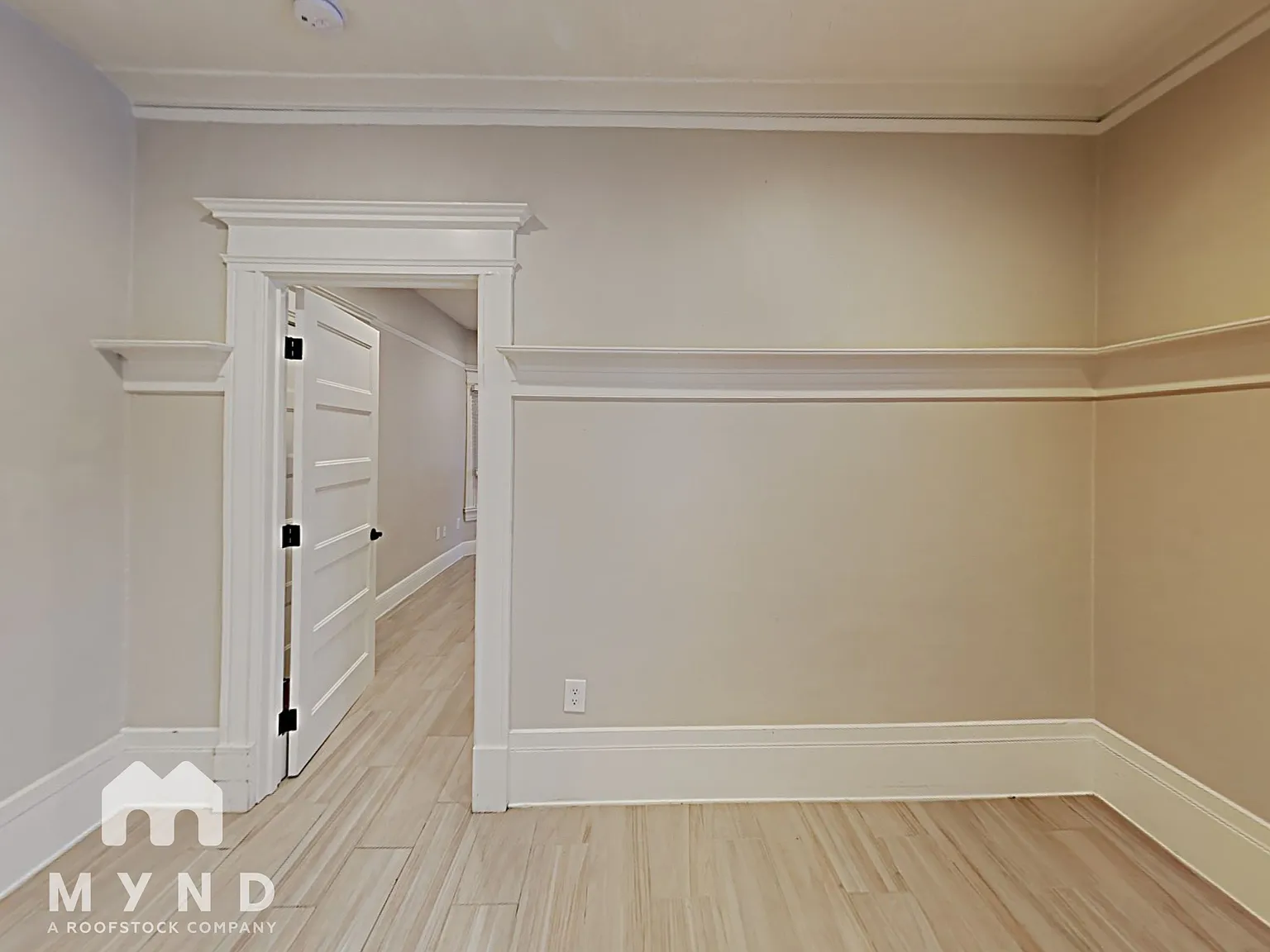 1 bed, 1.0 bath, 550 sqft, $1,695 — Photo 2