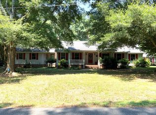 478 Waverly Rd, Urbanna, VA 23175