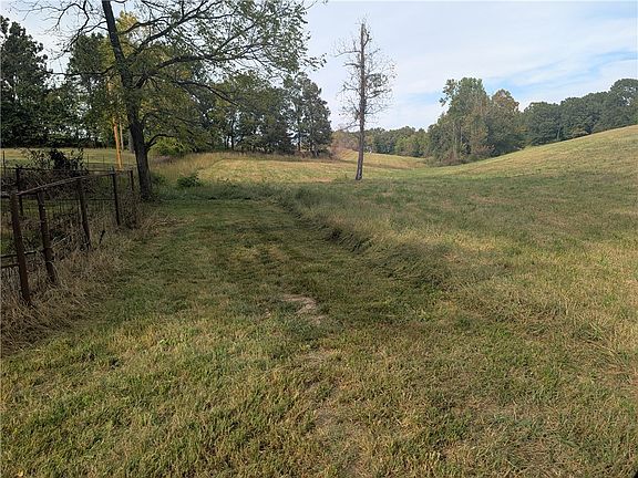 3rd image of 4990 Rock Springs Rd #11.39