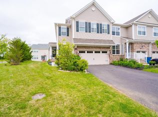 2 Woodrose Ln, Monroe Township, NJ 08831