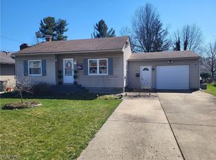 2327 Ridgelawn Ave, Youngstown, OH 44509