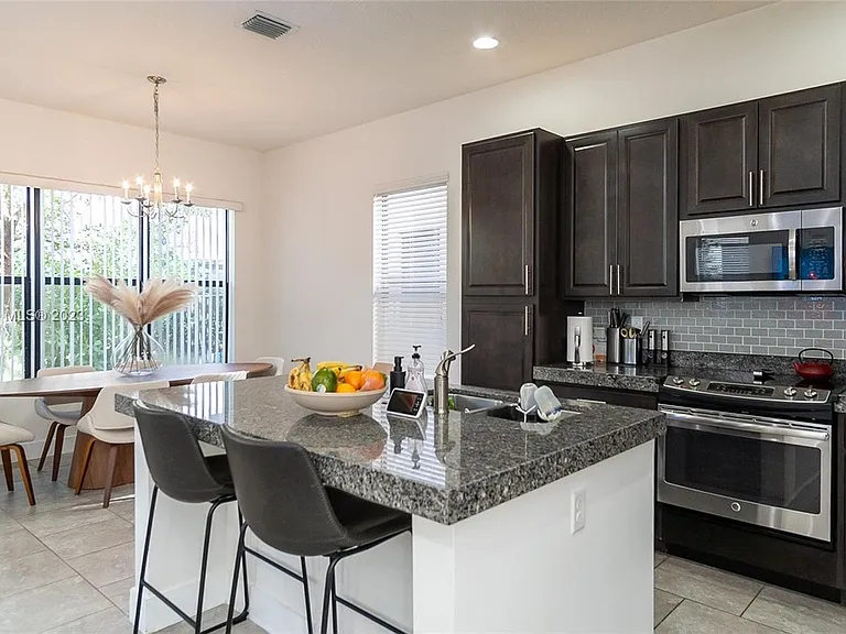 9794 W 34th Ct — Photo 16