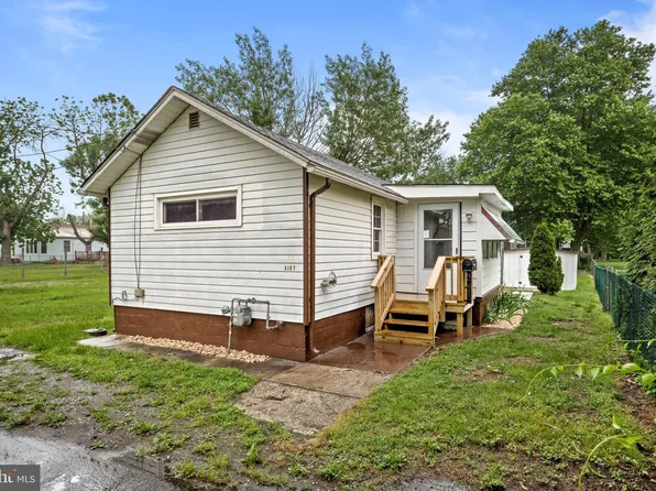 55 Airy Ave, Penns Grove, NJ 08069