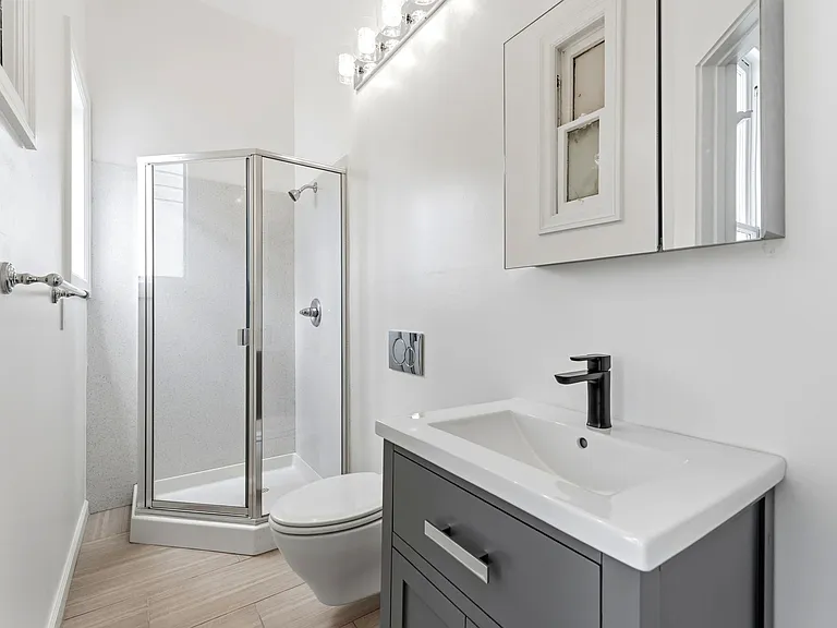 2854 Sacramento St — Photo 32