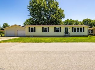 122 Anglers Ln, Lagrange, OH 44050