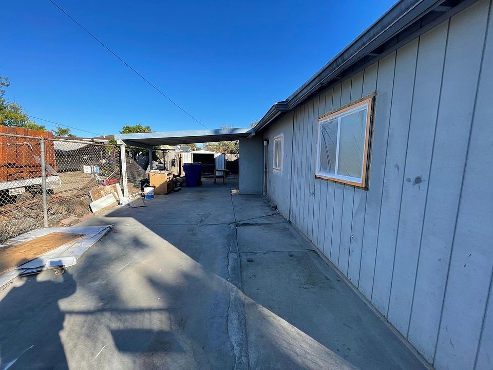 1st image of 3132 46th St