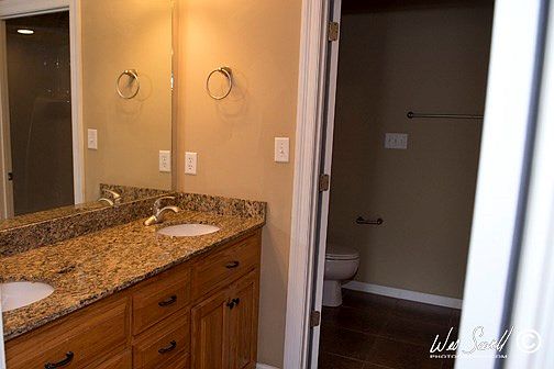4th image of 1708 Springhill Pl #1710-1720