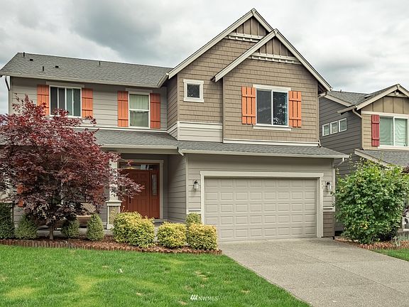 Welcome home to Vinland Pointe