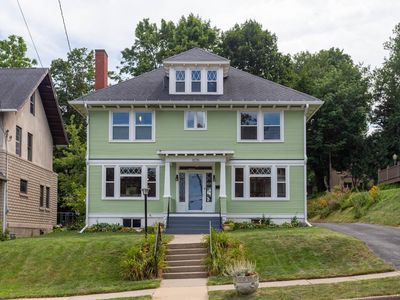 1070 Melrose Ter, Dubuque, IA, 52001