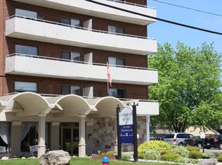 1205 Fennell Ave E, Hamilton, ON L8T1T1