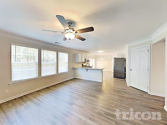 2nd image of 41 Walden Xing NW