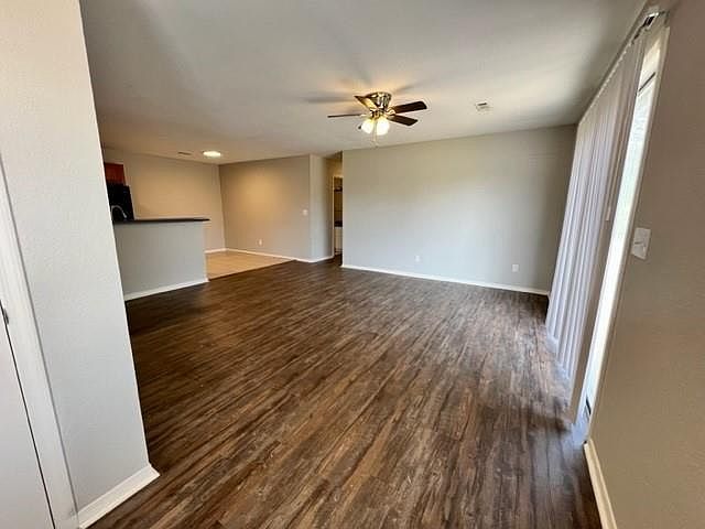 1st image of 889 N Lola Ln
