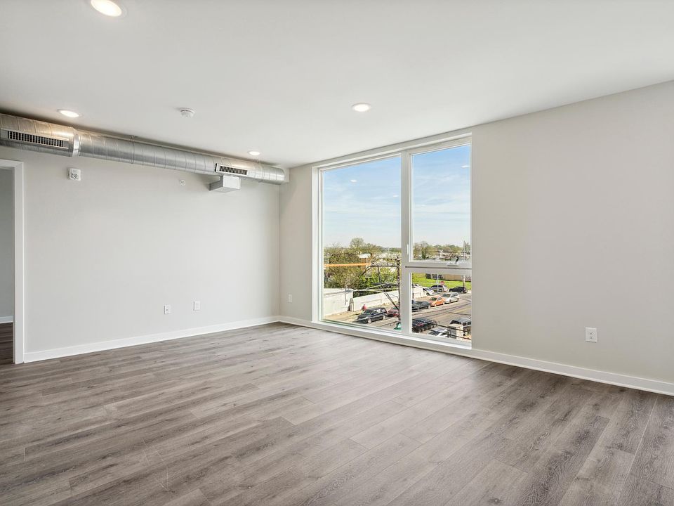 1st image of 5300 Whitby Ave Unit 306